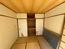 天井を高くして風通しと採光UP！自転車も置けて収納もたっぷり！ 　目黒区A様邸